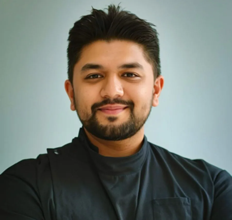 Dr Manraj Sandher — Principal Dentist at Welling Dental Studio