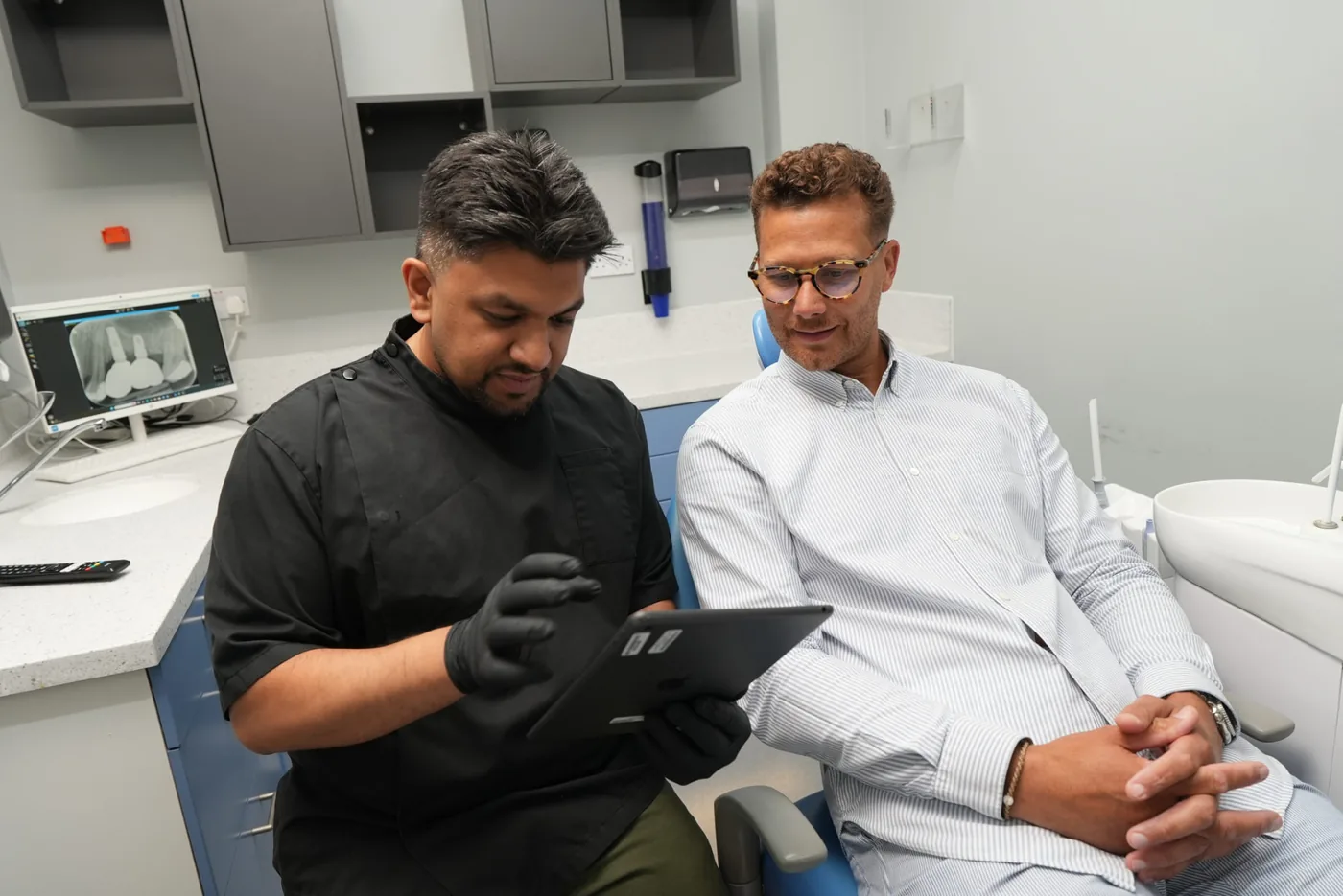 Patient having teeth whitening treatment at Welling Dental Studio