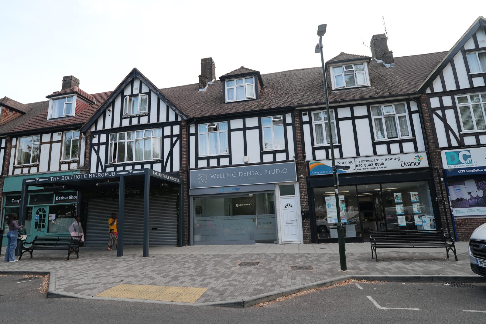 Welling Dental Studio seen from Falconwood Parade